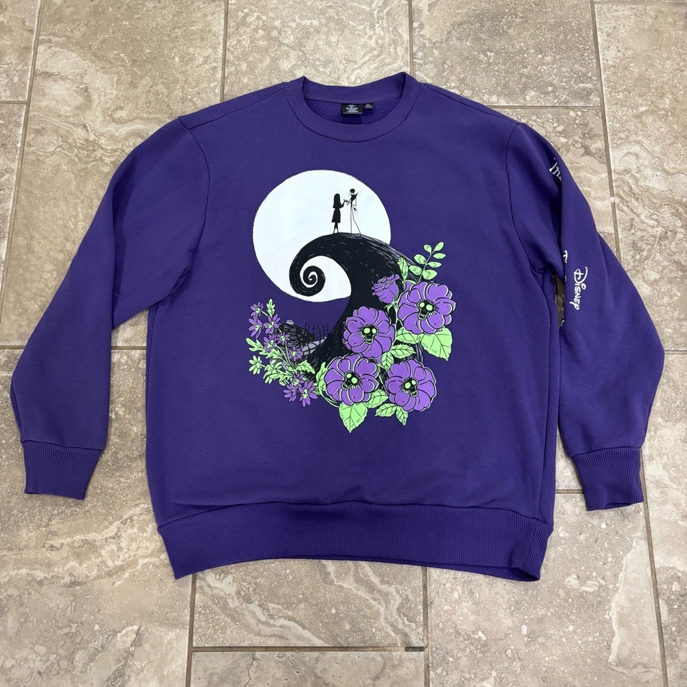Disney The Nightmare Before Christmas pullover sweatshirt sz Medium